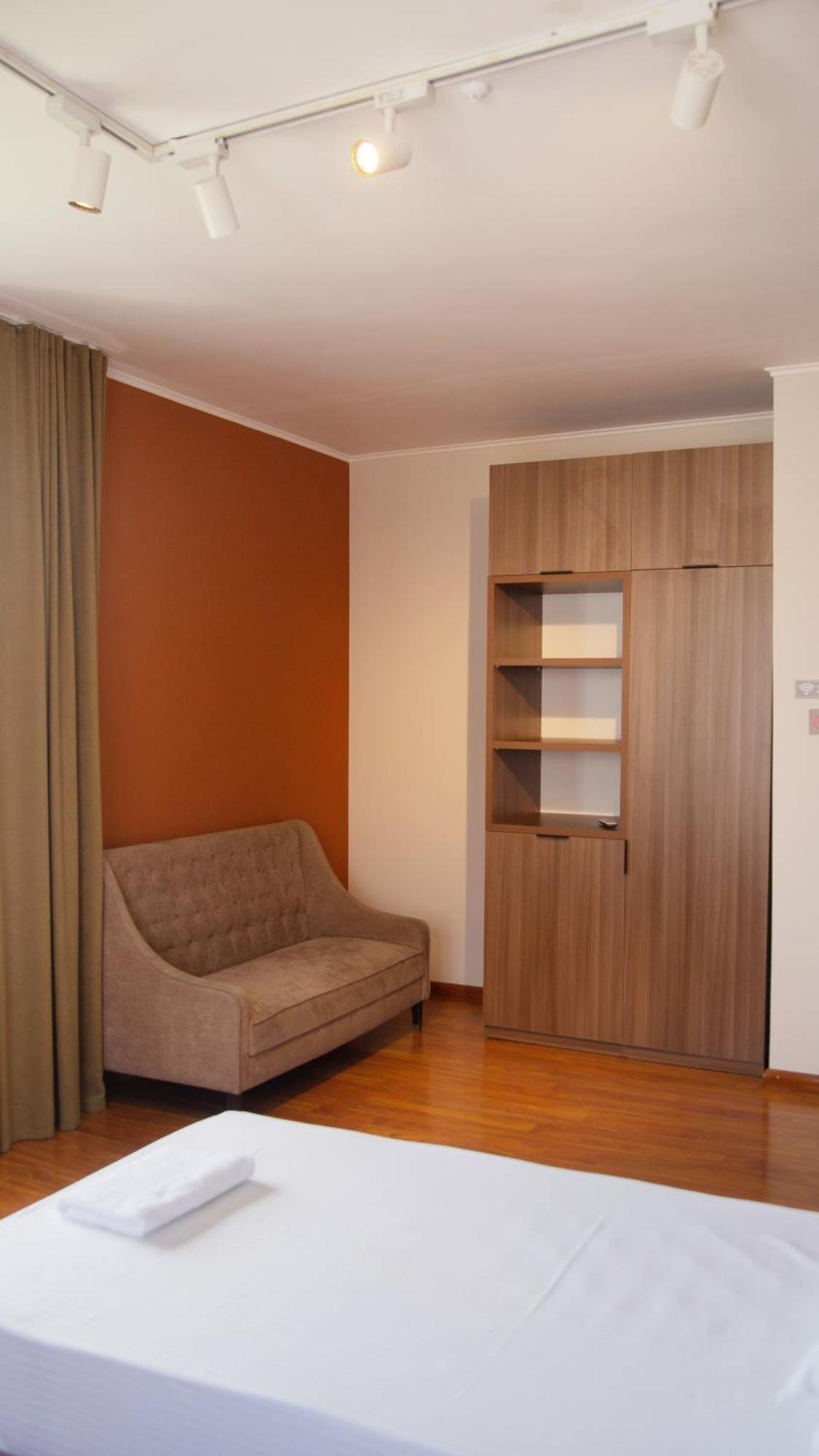 People Guest House Бишкек Экстерьер фото